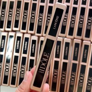 Lancôme Lash Idôle Volumizing Mascara